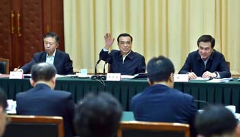 Premier Li demands solid efforts to deliver tax reform