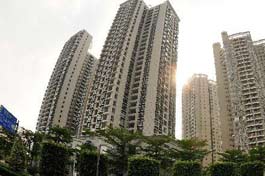 Half of Chinese listed property developers see profit declines in 2015