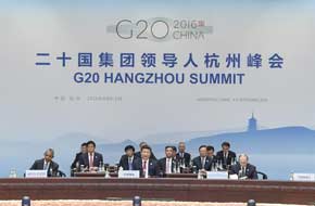 Xi takes world's center stage at G20 summit