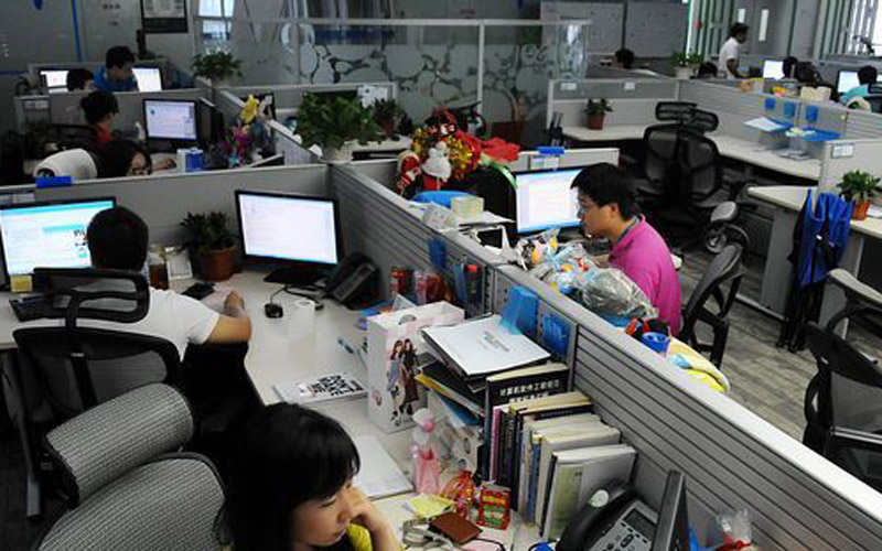 China's Internet users total 710 mln