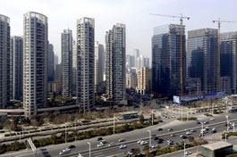 China seeks stable development in property market