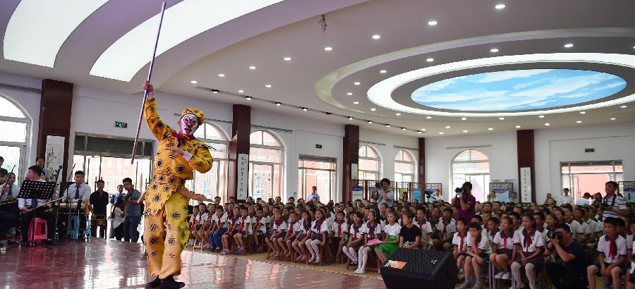 600 performances to be held in schools of Ningxia, NW China