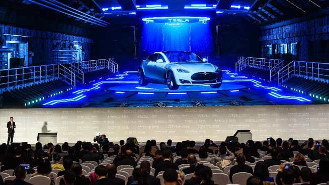 China's internet policy, Baidu smart cars in focus