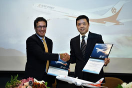 Chinese private airline orders Boeing's Dreamliners to expand long-haul services