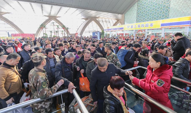Some 2.98 billion trips expected to be made during Spring Festival travel rush