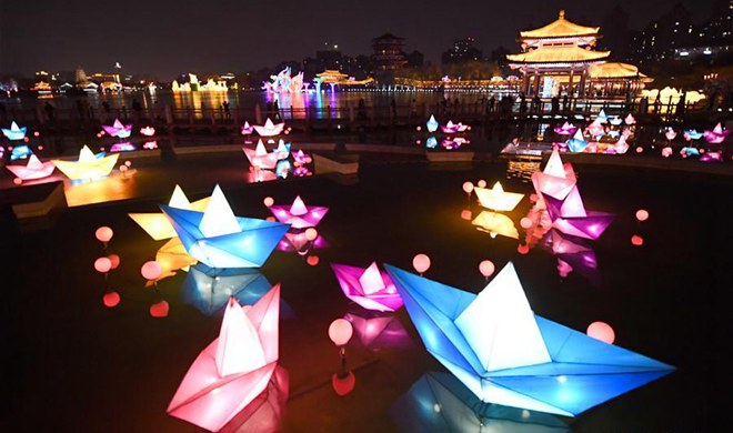 Tang Paradise Spring Lantern Festival held in Xi'an