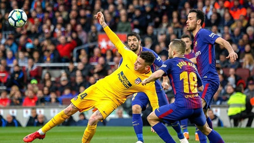 fc barcelona beats atletico madrid 1-0 at spanish league soccer
