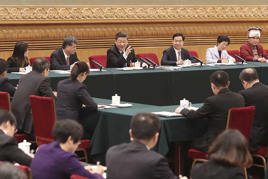 Chinese leaders join national legislators in panel discussions