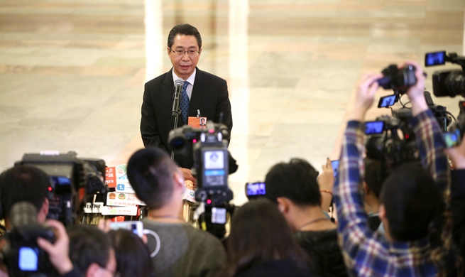 In pics: Interview after 4th plenary meeting of 1st session of 13th NPC