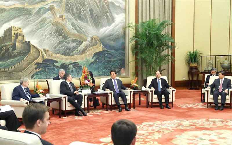 Top legislator calls on China, U.S. to handle bilateral ties from strategic height