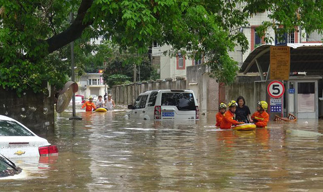 Flash floods break out due to heavy rainfall in Xiamen, SE China