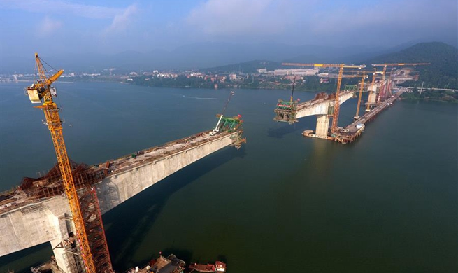 In pics: construction site of Hanjiang River Bridge of Wuhan-Shiyan high-speed railway
