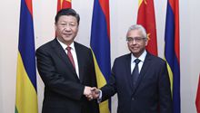 Xi meets Mauritian PM on bilateral ties