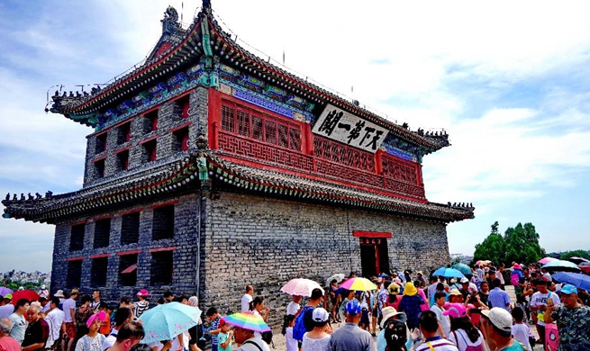 Tourists visit Shanhaiguan Pass in north China's Hebei