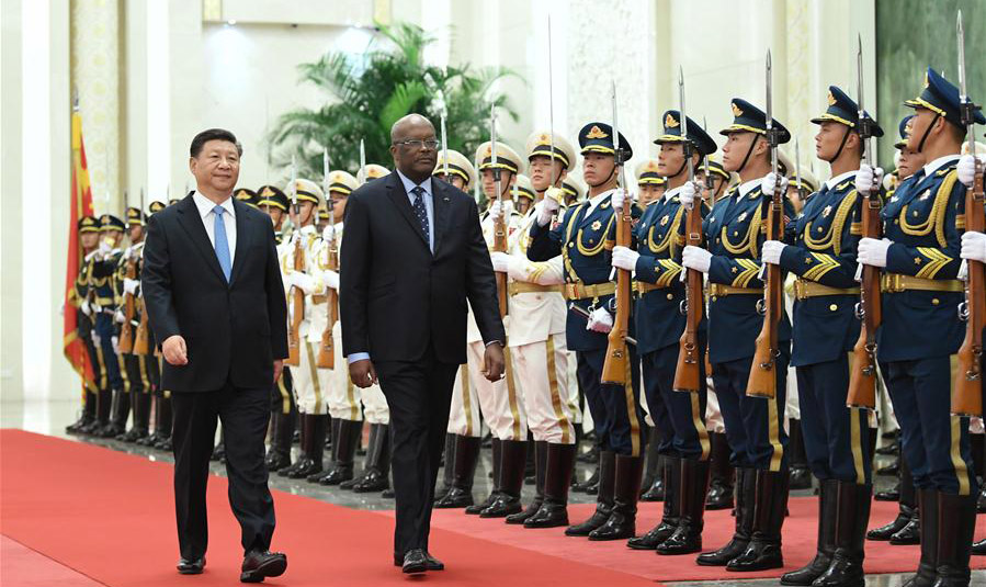 Xi holds talks with Burkina Faso's president
