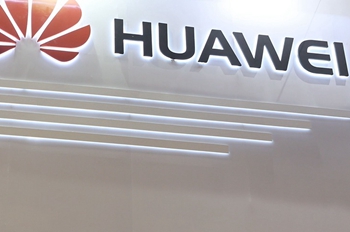 China's Huawei, Spanish partner present campaign against cancer in infants