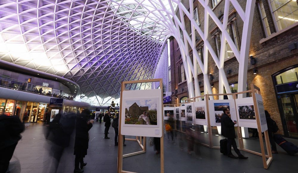 Photo exhibition in London to mark 40 years of China's reform, opening up