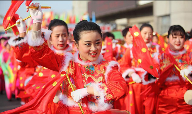 Villagers perform yangge dance to celebrate upcoming Spring Festival in Shandong