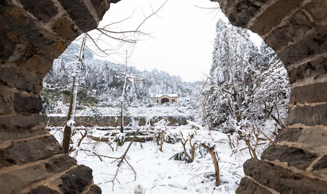 Snow scenery of Tiantai Mountain scenic spot in Hubei