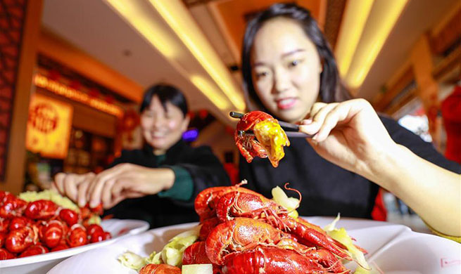 China's catering industry exceeds 4 trln yuan in 2018