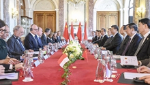 Xi holds talks with Prince Albert II on strengthening China-Monaco ties