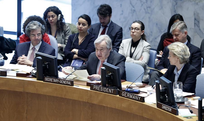 Women peacekeepers make mandates more effective -- UN chief