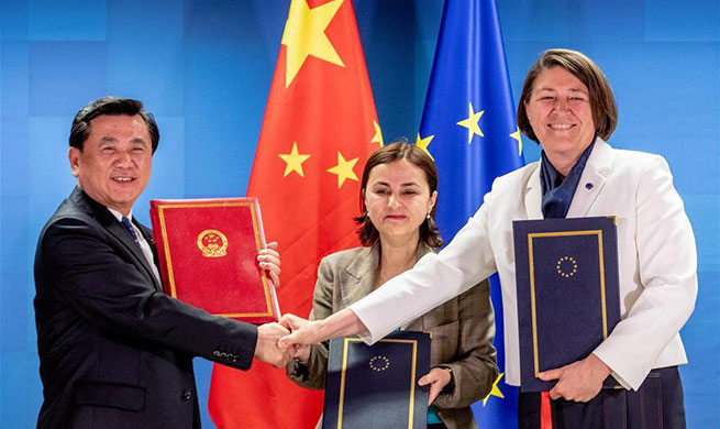 Xinhua Headlines: Milestone deal on civil aviation to enhance China-EU cooperation