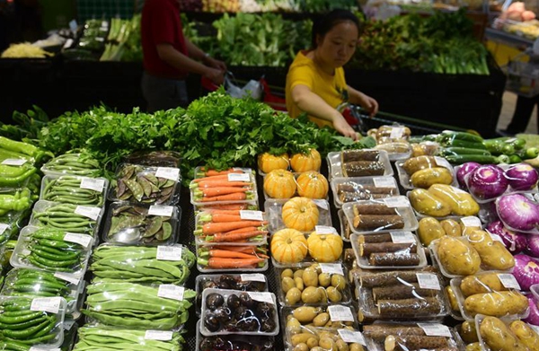 Consumer inflation hits 15-month high, factory prices soften
