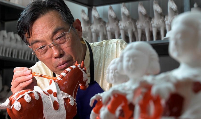 61-year-old master craftsman devoted to studying and making fine Tang Sancai