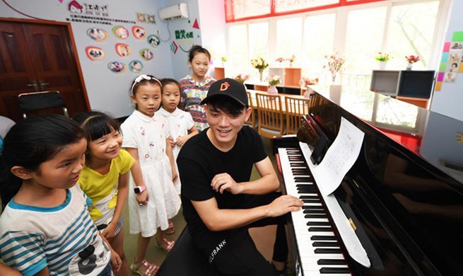 Music training course enriches children's summer vacation in Chongqing