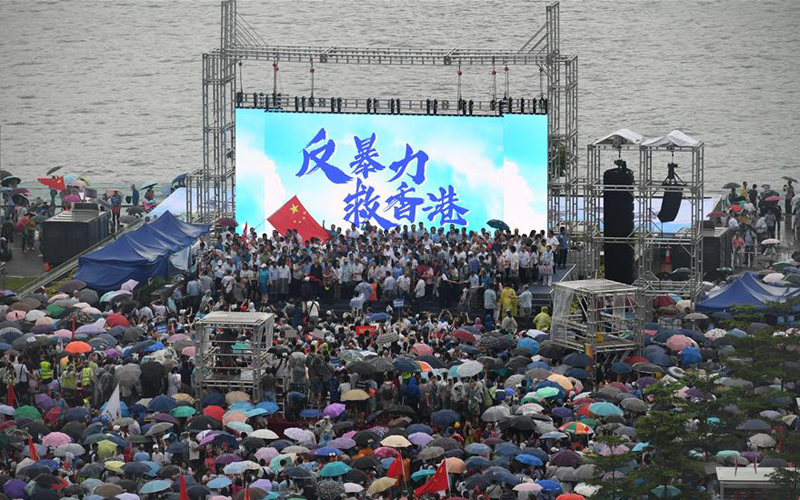 Feature: Over 470,000 people in Hong Kong say "no" to violence