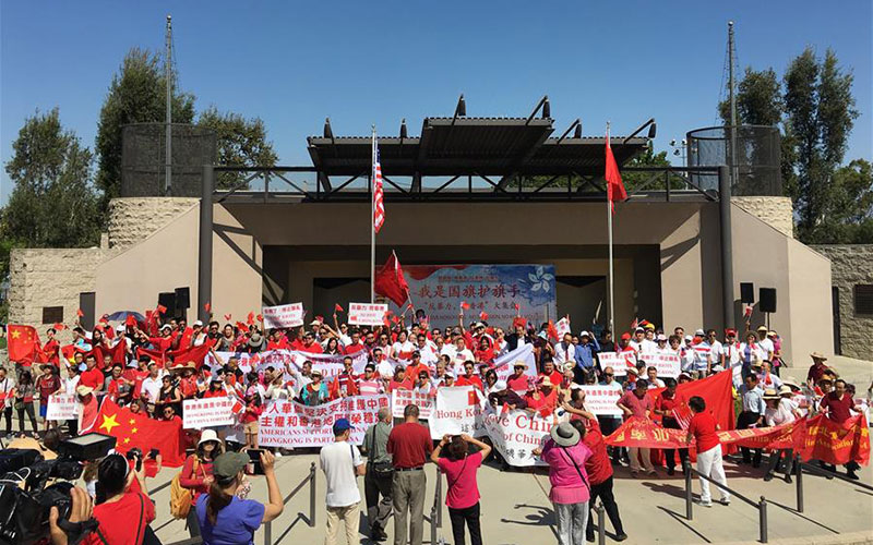 Chinese in Southern California rally against violence in Hong Kong