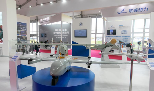 China presents latest aviation developments at world air show in Russia