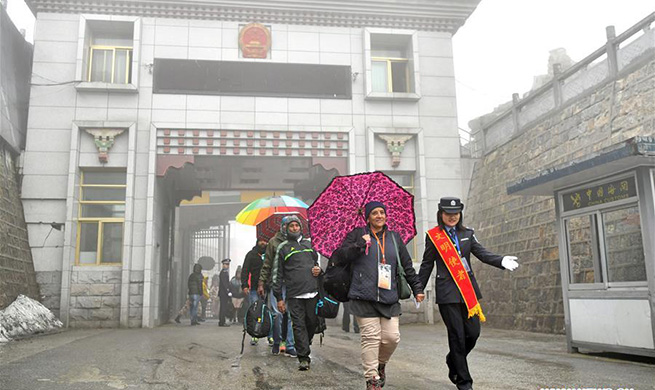 China Focus: Pilgrimage boosts exchanges between China, India