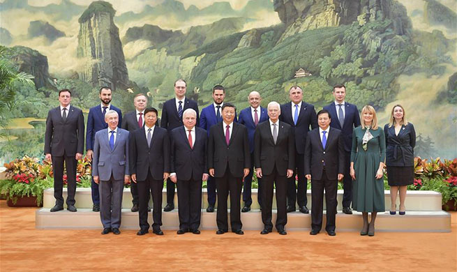 Chinese president meets United Russia party delegation