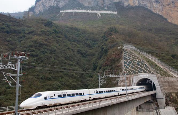 Steady growth of Chinese economy boosts world confidence