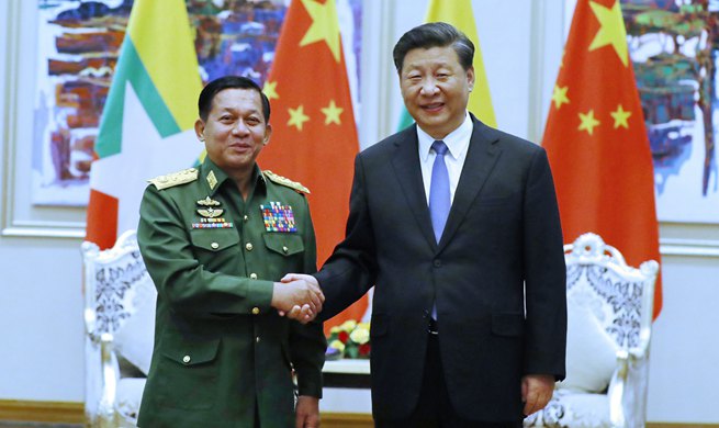 Xi meets with Myanmar commander-in-chief of defense services