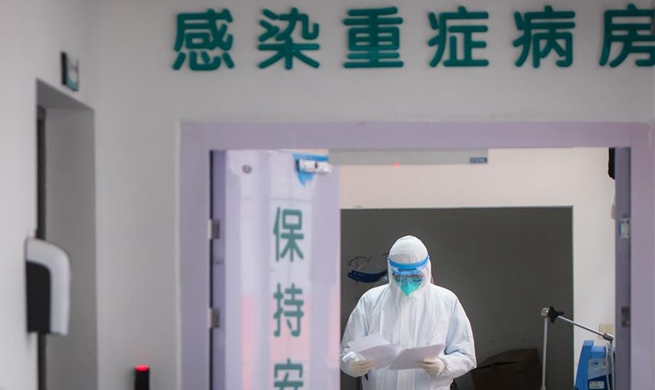 Medical staff work on frontline of combating novel coronavirus in Wuhan