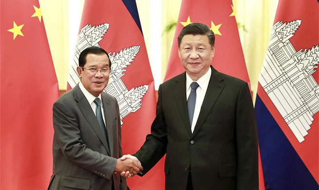 Chinese president meets Cambodian PM
