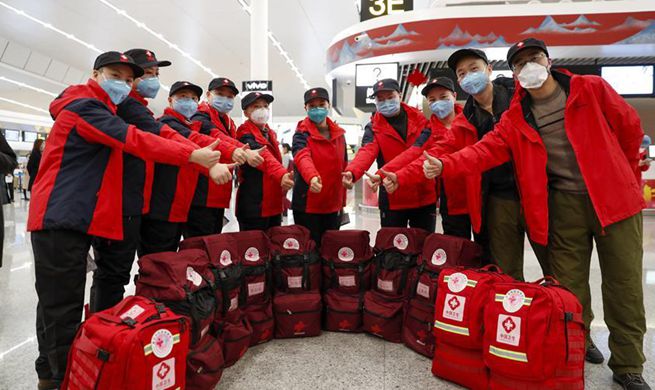 More medics leave for Hubei to aid novel coronavirus control efforts