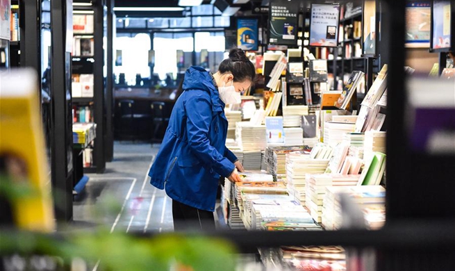 Life, production resume under strict prevention measures in Taiyuan, N China