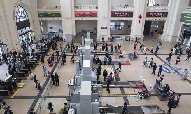 Normal life resumes in Wuhan as outbound travel restrictions lifted