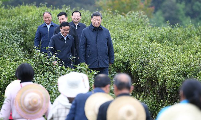 Xi inspects poverty alleviation in northwest China's Shaanxi Province