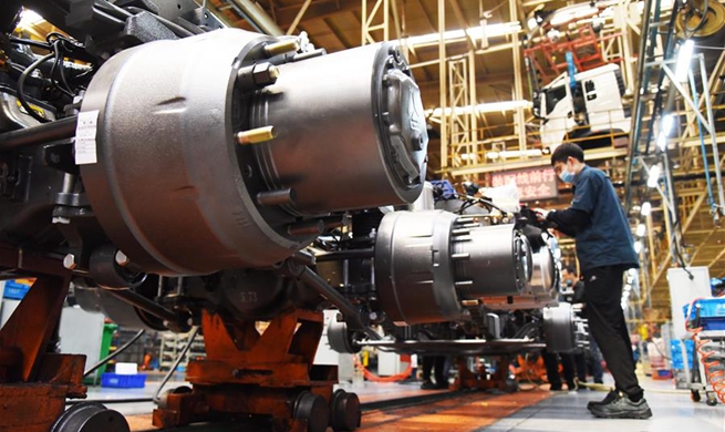 Heavy-duty truck maker adjusts supply chain after COVID-19 outbreak