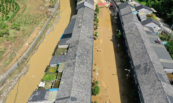 Floods disrupt lives of more than 700,000 residents in China's Guizhou
