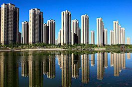 China's property investment up 1.9 pct in H1