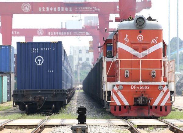 Cross-border e-commerce propels China's foreign trade