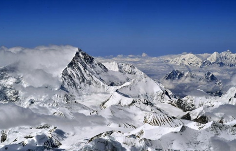 8,848.86 meters -- China, Nepal jointly announce new height of Mt. Qomolangma