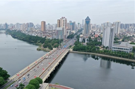 Six more Chinese cities join 1-trillion-yuan GDP club