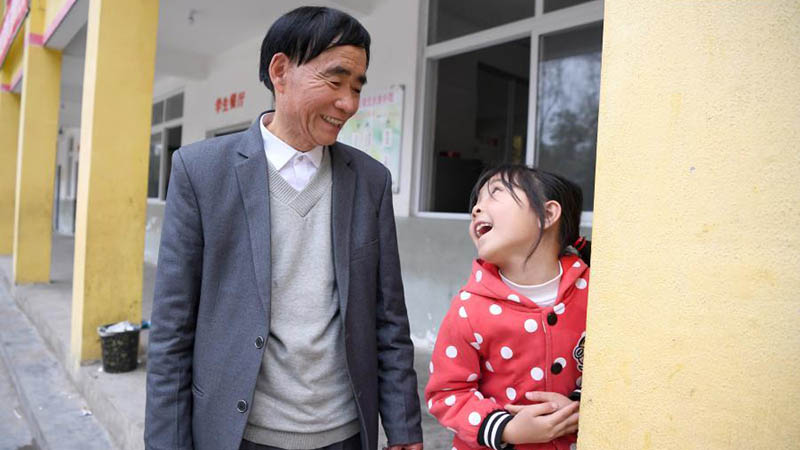 Pic story of headmaster in Zhenghe County, Fujian